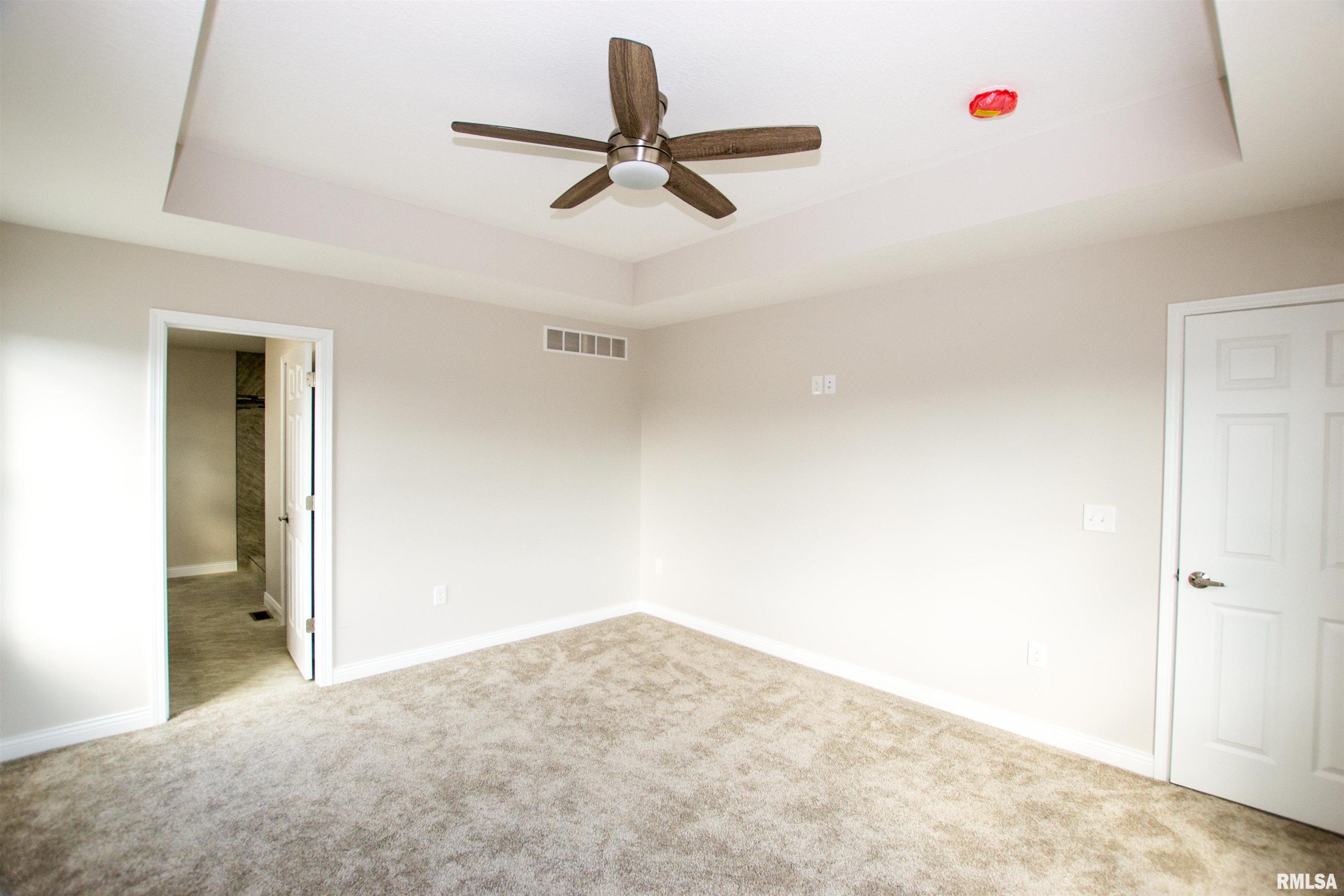 3548 Tower Court Clinton, IA 52732 - Photo 21 of 31 Gallery Image 21