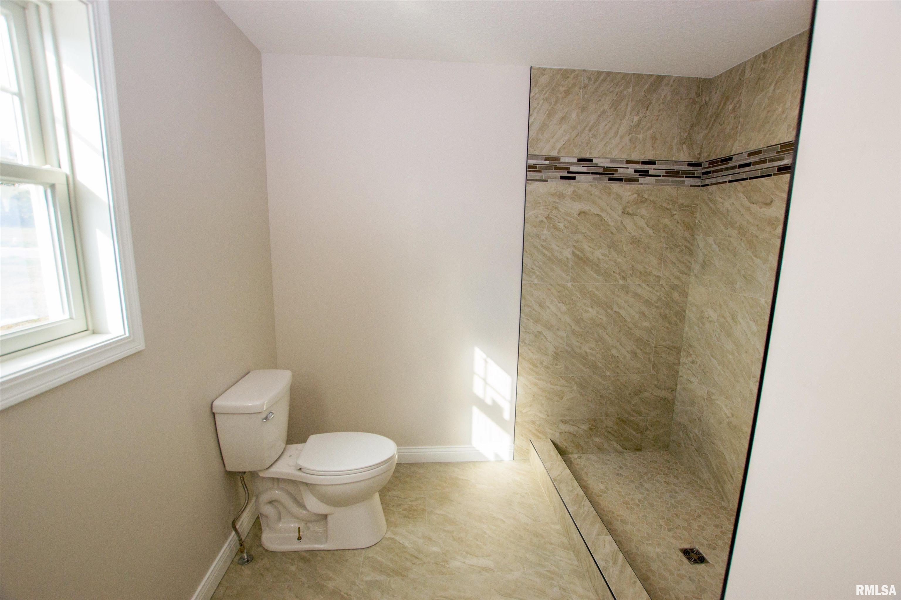 3548 Tower Court Clinton, IA 52732 - Photo 28 of 31 Gallery Image 28