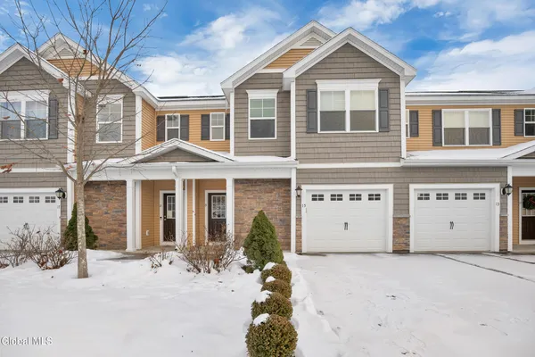 $31,800 | 15 Clarice Lane, Colonie, NY 12047