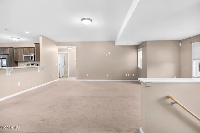 $2,800 | 15 Clarice Lane, Colonie, NY 12047