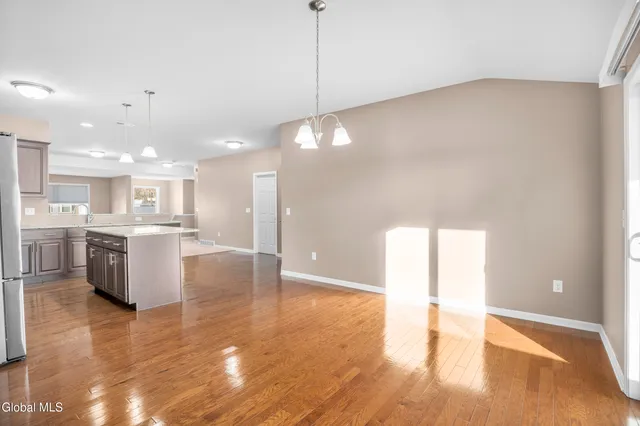 $2,800 | 15 Clarice Lane, Colonie, NY 12047