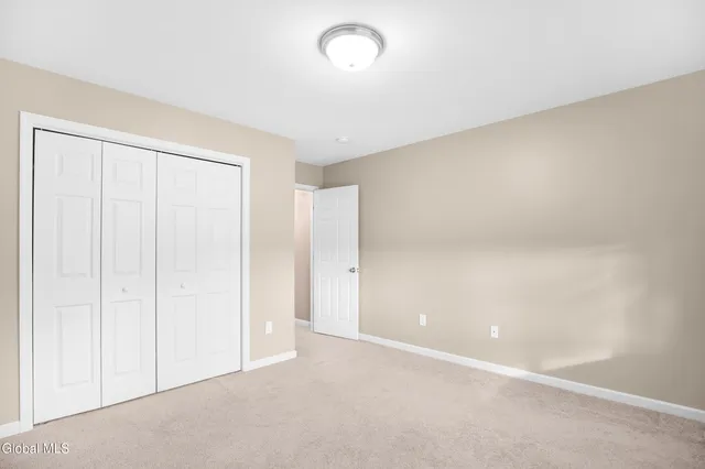 $2,800 | 15 Clarice Lane, Colonie, NY 12047