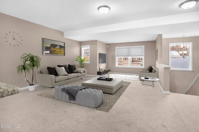 $2,800 | 15 Clarice Lane, Colonie, NY 12047