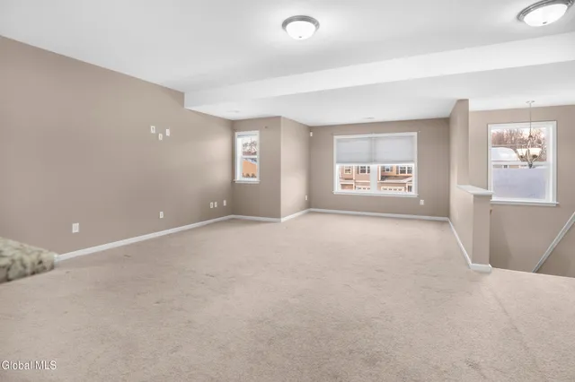 $2,800 | 15 Clarice Lane, Colonie, NY 12047