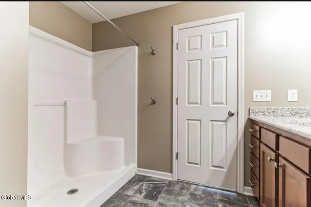 $2,800 | 15 Clarice Lane, Colonie, NY 12047