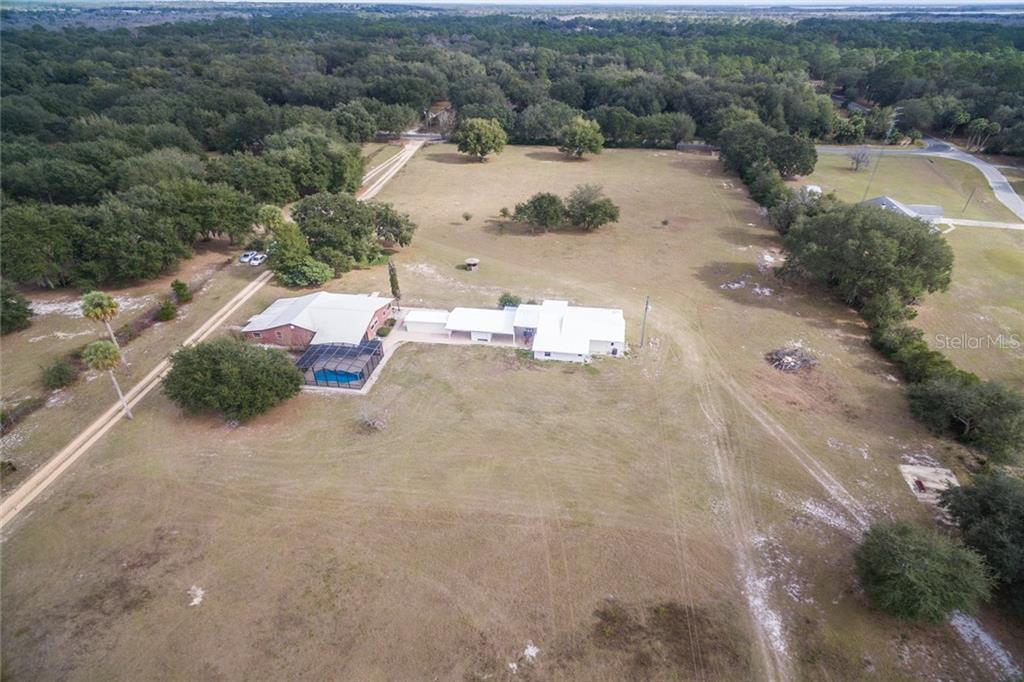 40601 Emeralda Island Road Leesburg, FL 34788 - Photo 1 of 1 Gallery Image 1