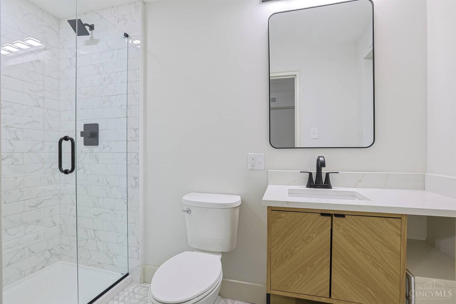 2378 Madison Road, Unit E1C Cincinnati, OH 45208 - Photo 20 of 37