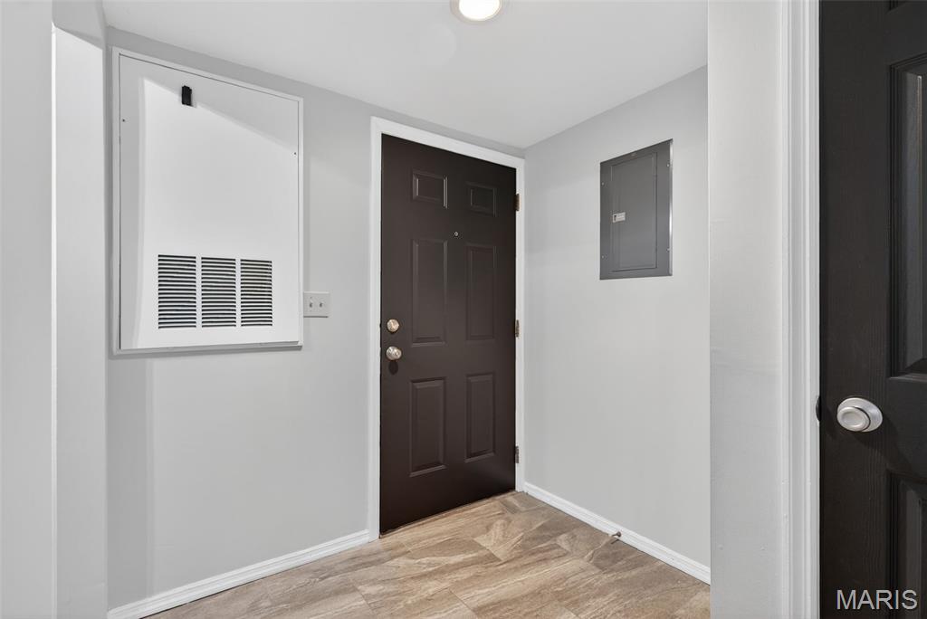 2331 Kratky Road, Unit E St. Louis, MO 63114 - Photo 11 of 18