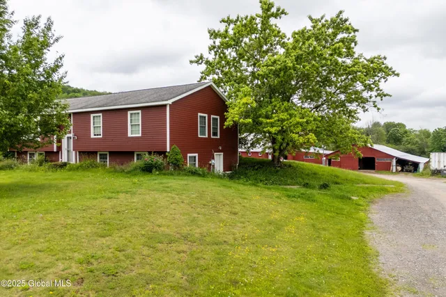 $500,000 | 243 Jones Road, Winfield, NY 13491