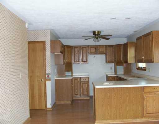 751 Cleland Mill Road New Castle, PA 16102 - Photo 2 of 8 Kitchen.