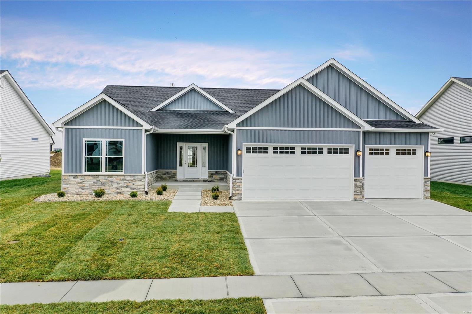 3159 Biloxi Drive Glen Carbon, IL 62034 - Photo 1 of 39