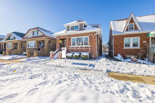 $499,900 | 1816 Clinton Avenue, Berwyn, IL 60402