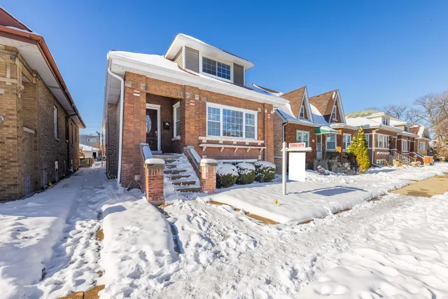 $499,900 | 1816 Clinton Avenue, Berwyn, IL 60402