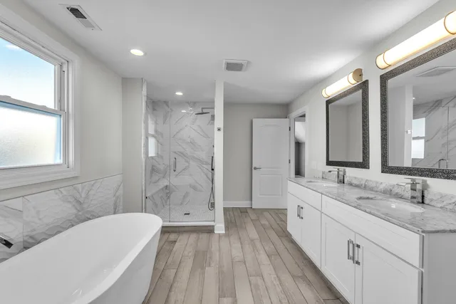 $499,900 | 1816 Clinton Avenue, Berwyn, IL 60402