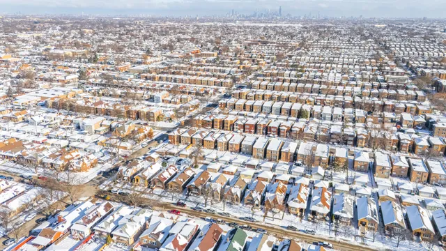 $499,900 | 1816 Clinton Avenue, Berwyn, IL 60402