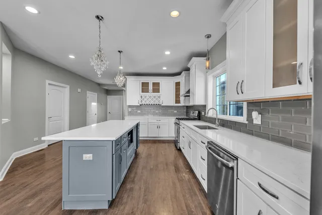 $499,900 | 1816 Clinton Avenue, Berwyn, IL 60402