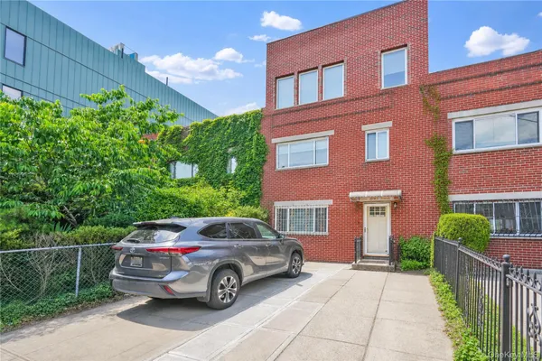 $2,499,000 | 925 Hart Street | Bushwick