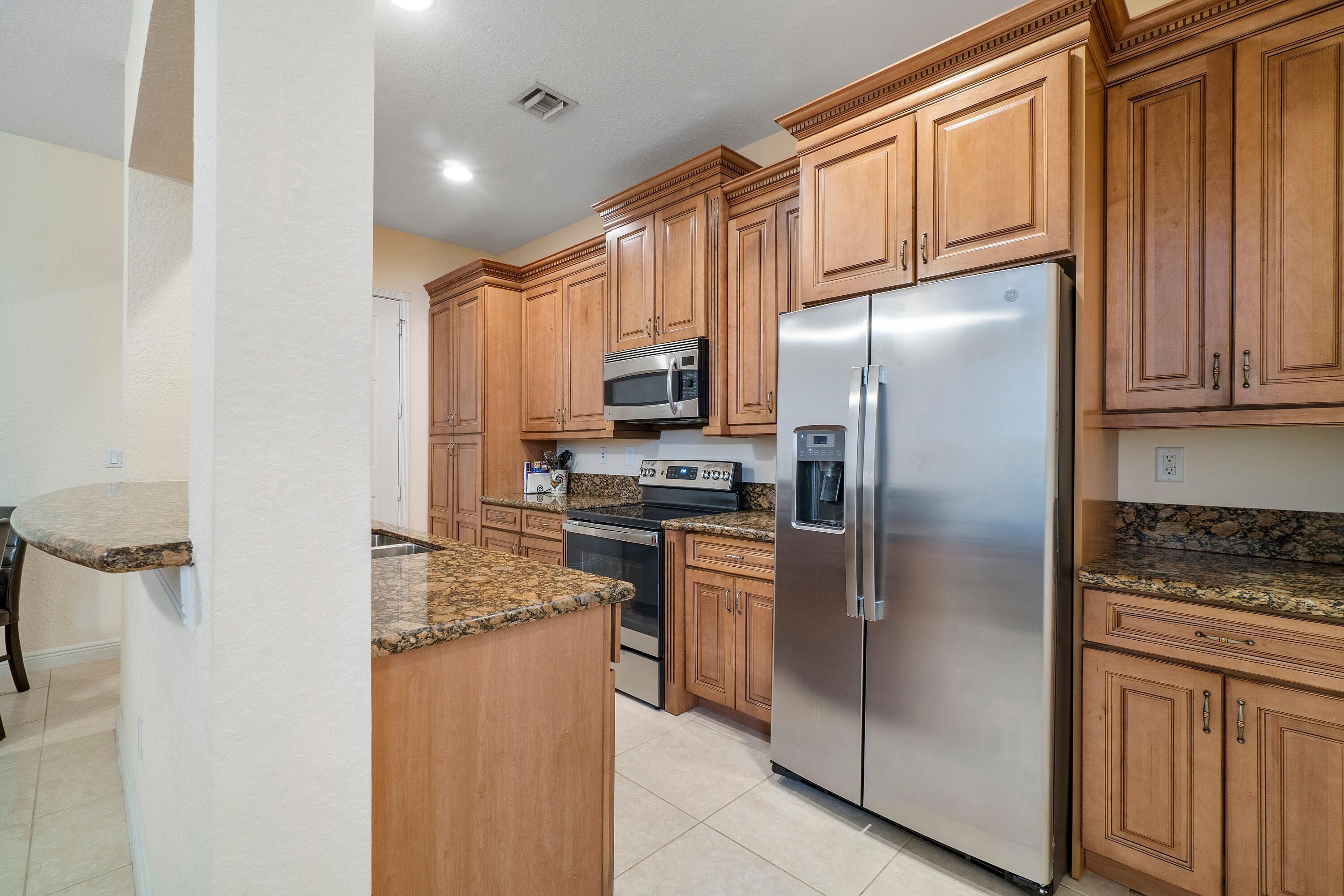 8332 Northwest 7th Court Boca Raton, FL 33487 - Photo 8 of 23 81_FB2Es