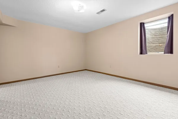 $275,000 | 1008 Whispering Winds, Onalaska, WI 54650