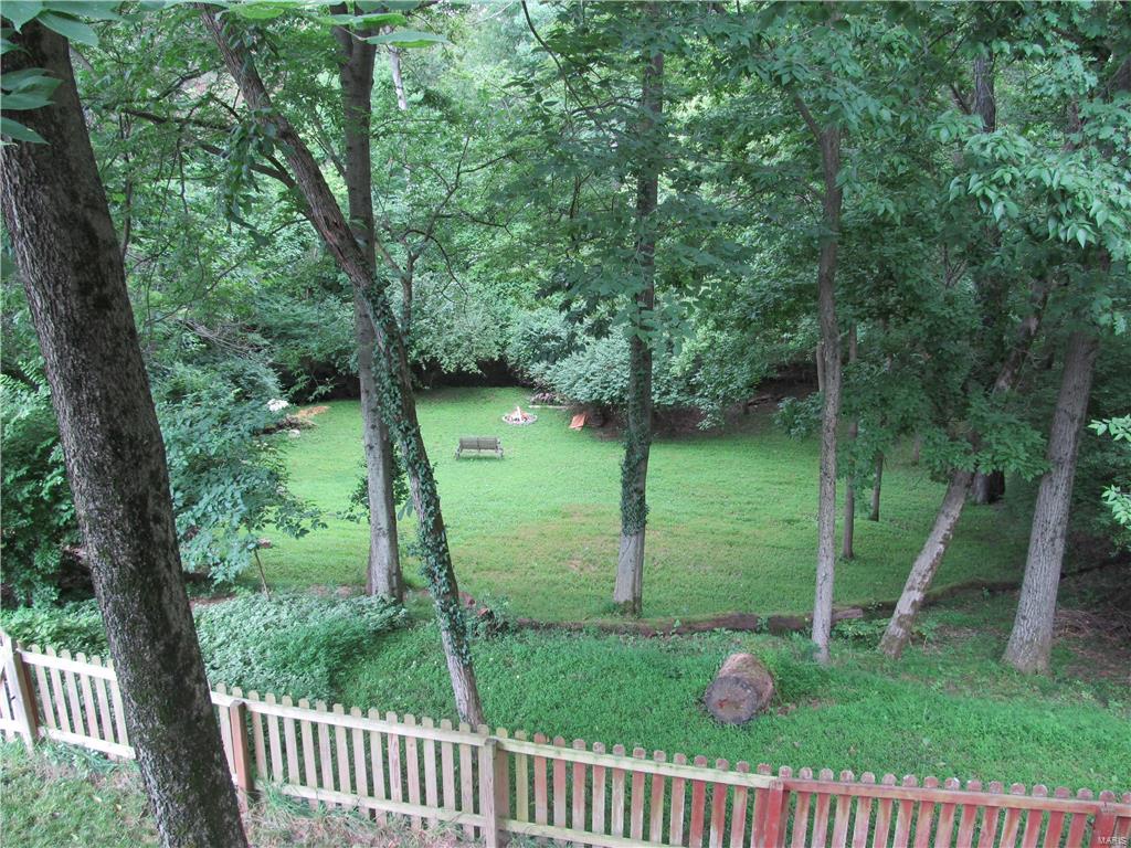 136 Pleasant Ridge Drive Edwardsville, IL 62025 - Photo 3 of 4 Gallery Image 3
