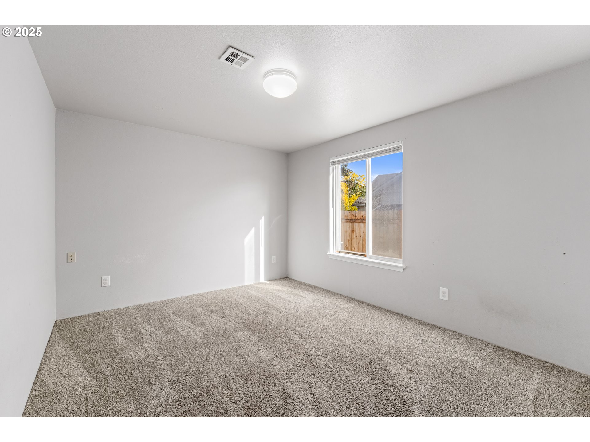 468 Merlee Circle Eagle Point, OR 97524 - Photo 13 of 26