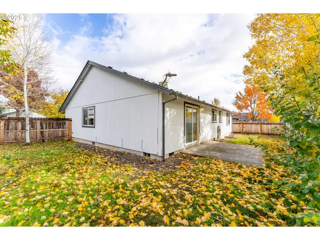 $369,000 | 468 Merlee Circle, Eagle Point, OR 97524