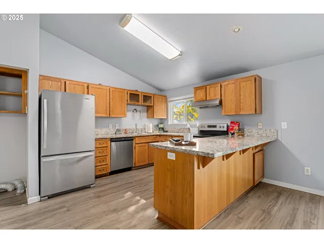 $369,000 | 468 Merlee Circle, Eagle Point, OR 97524