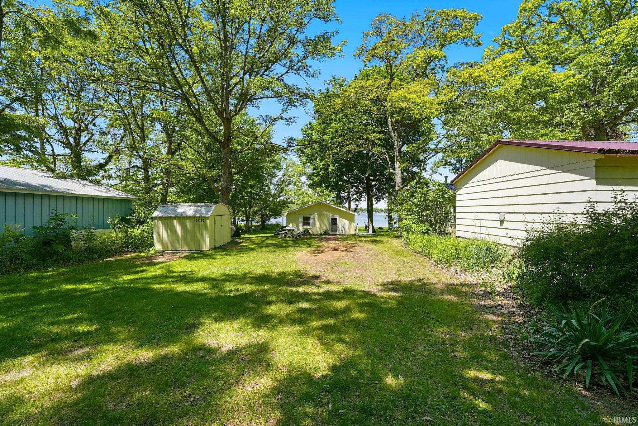 7440 South 80th Road East Wolcottville, IN 46795 - Photo 8 of 30