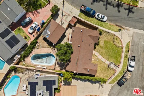 $649,000 | 13770 Sproule Avenue, Sylmar, CA 91342