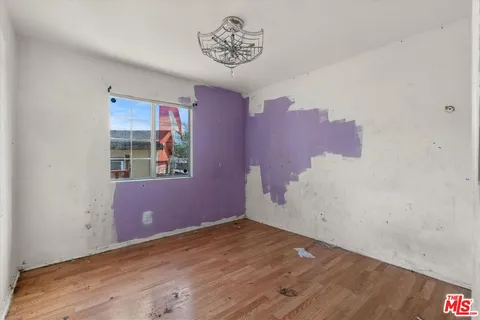 $649,000 | 13770 Sproule Avenue, Sylmar, CA 91342