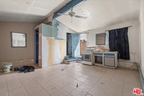 $649,000 | 13770 Sproule Avenue, Sylmar, CA 91342