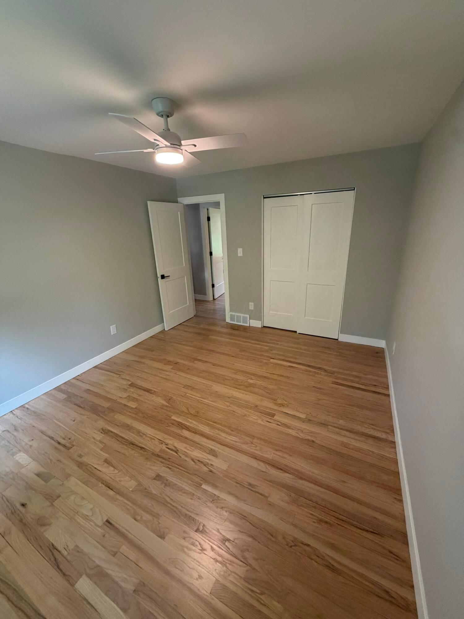 957 Old Farm Road Columbus, OH 43213 - Photo 30 of 35 Bedroom 3