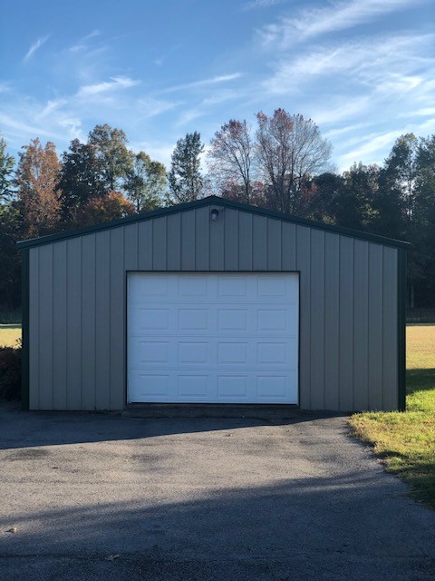 251 Trent Road Lafayette, TN 37083 - Photo 3 of 15 Gallery Image 3