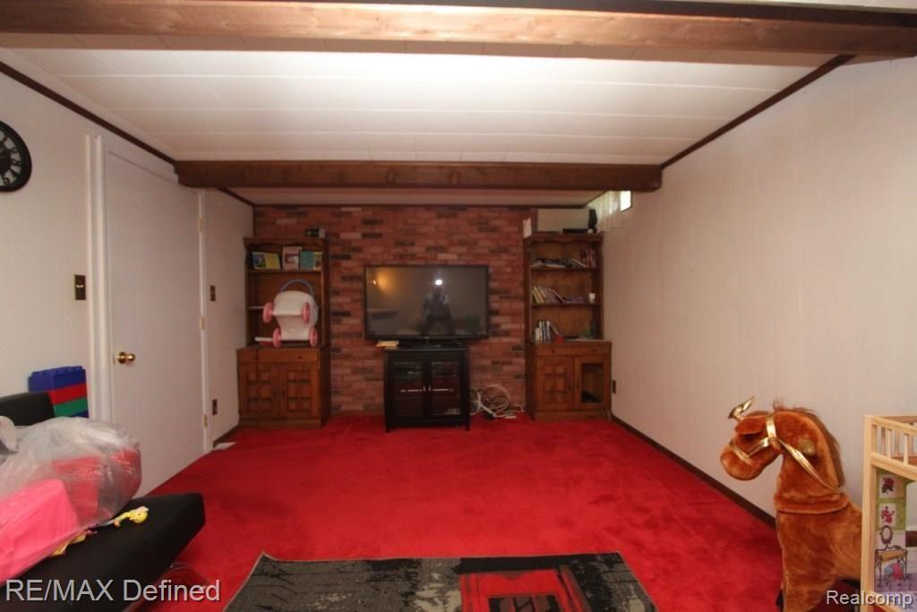 643 Oakbrook West Rochester Hills, MI 48307 - Photo 13 of 16