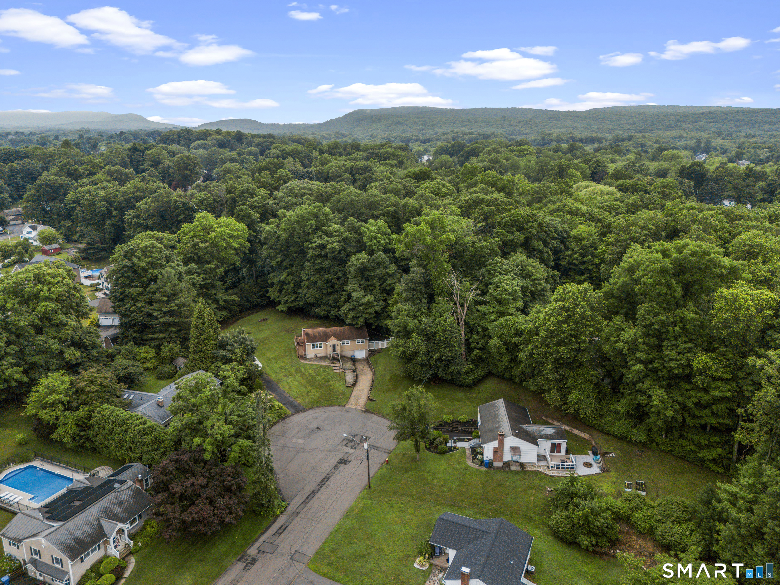 95 Bernard Road Berlin, CT 06037 - Photo 27 of 30