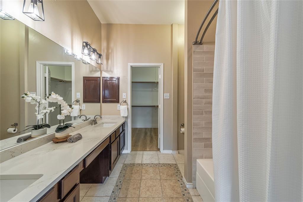 2036 Signal Ridge Place Rockwall, TX 75032 - Photo 14 of 28 Extra long Double Vanity
