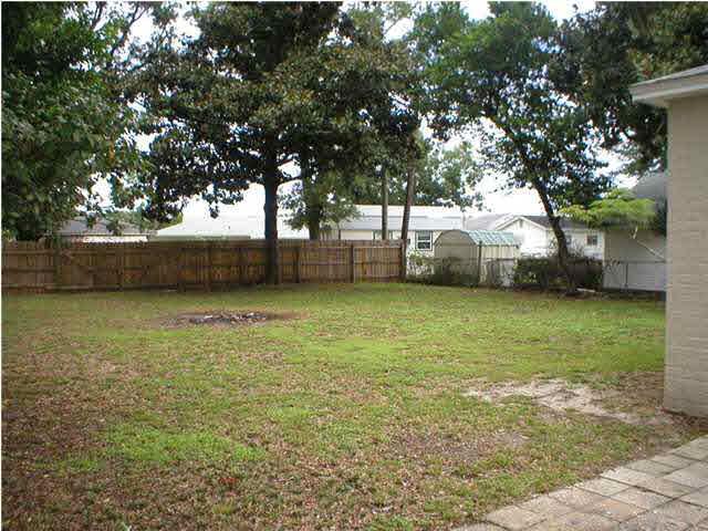 218 Bryant Road Pensacola, FL 32507 - Photo 11 of 13 LARGE privacy fenced backyard