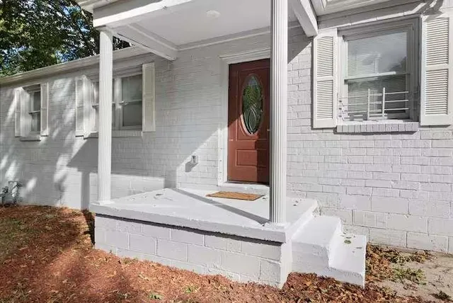 $1,950 | 2533 Godfrey Drive Northwest, Atlanta, GA 30318