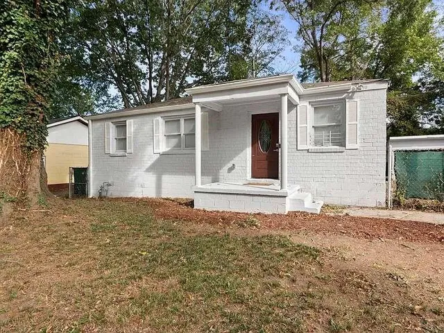 $1,950 | 2533 Godfrey Drive Northwest, Atlanta, GA 30318