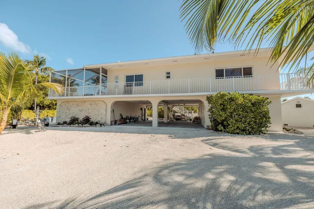 $2,650,000 | 439 Palm Drive, Islamorada, FL 33036