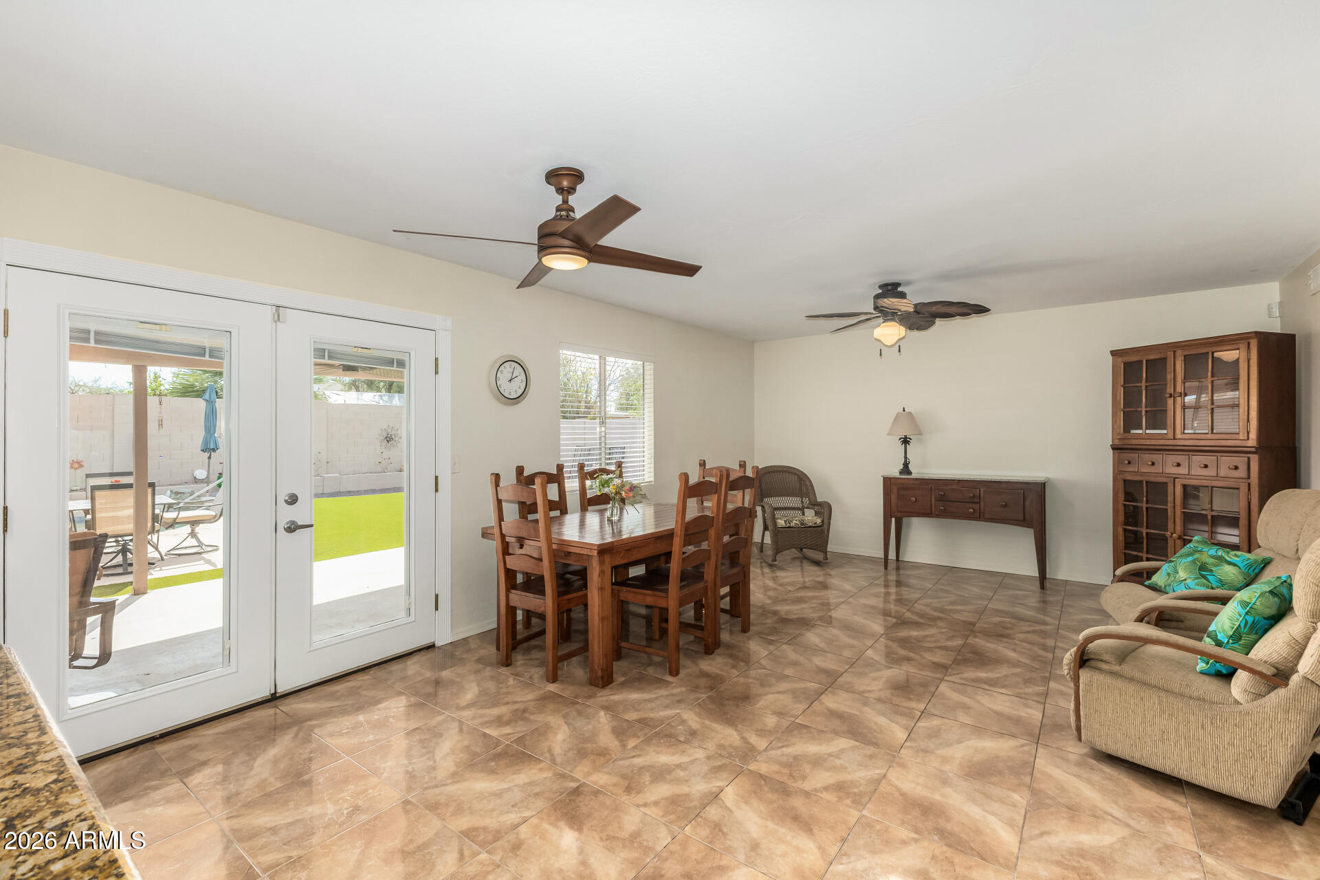 4901 West Wagoner Road Glendale, AZ 85308 - Photo 3 of 19 11 - Wagoner