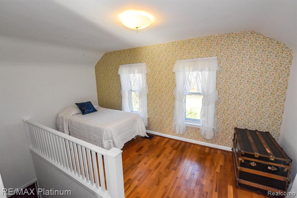 9449 Denton Hill Road Fenton, MI 48430 - Photo 37 of 56