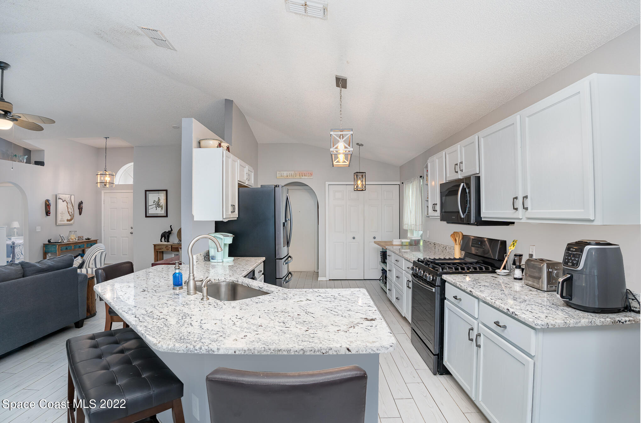 2188 Spring Creek Circle Palm Bay, FL 32905 - Photo 9 of 22 Kitchen v2