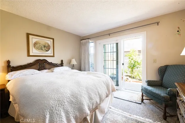 $680,000 | 2125 Temple Avenue, Signal Hill, CA 90755