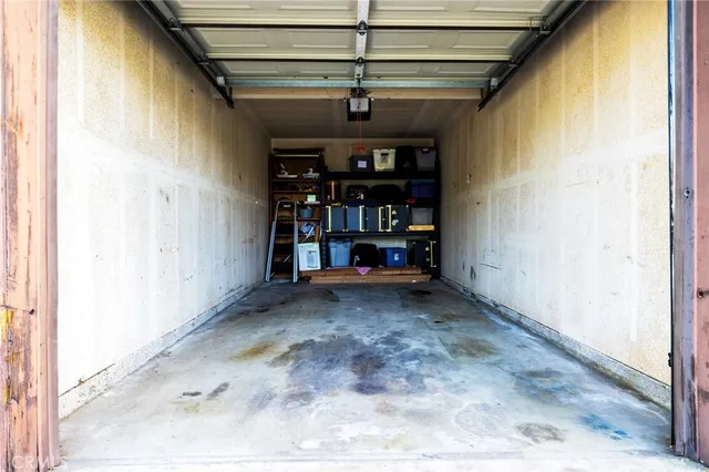 $680,000 | 2125 Temple Avenue, Signal Hill, CA 90755