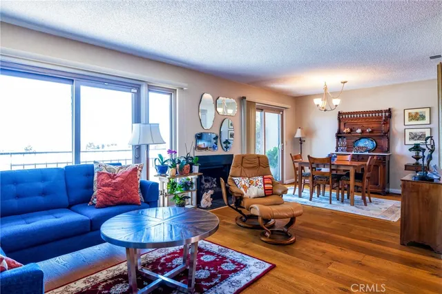 $680,000 | 2125 Temple Avenue, Signal Hill, CA 90755