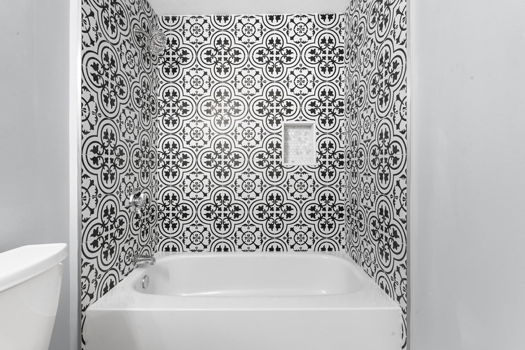 20 Rockland House Road, Unit 402 Hull, MA 02045 - Photo 17 of 40 a bathroom with a bathtub and shower