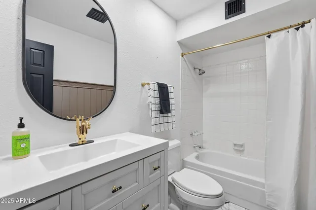 $700,000 | 2153 South El Marino, Mesa, AZ 85202