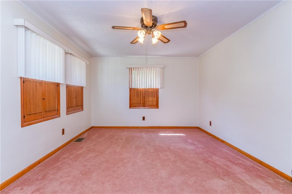 2491 Ridge Rd Extension Ambridge, PA 15003 - Photo 2 of 24