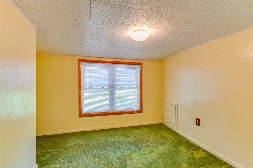 2491 Ridge Rd Extension Ambridge, PA 15003 - Photo 13 of 24